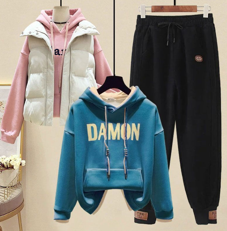 Forest-style Fleece-Lined Sweater Set A Street-Style Three-Piece Outfit For Women This FallWinter